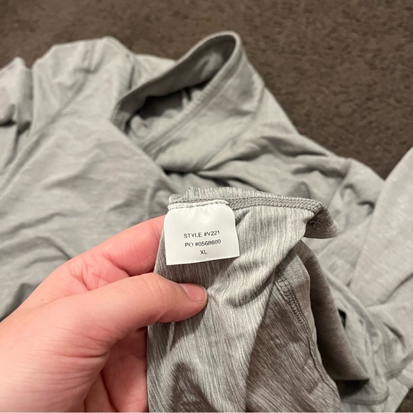 Vuori Ponto Half Zip Mock Neck Sweatshirt - Picture 6 of 6